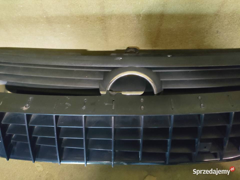 Atrapa grill osłona Vectra b dwie sztuki
