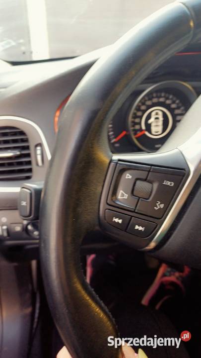 Volvo v40 2014 nieuszkodzony V40 Jędrzejów
