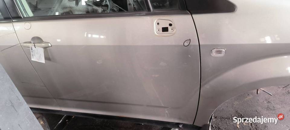 DRZWI PRAWE PRZÓD TOYOTA COROLLA VERSO 1C0 kujawsko-pomorskie Lipno