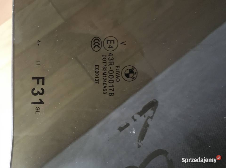 Przedmiotem sprzedaży jest Bmw F31 szyba używana Poznań