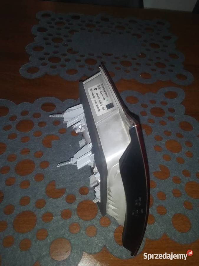 A4 B7 Lampa klapy tyl Avant