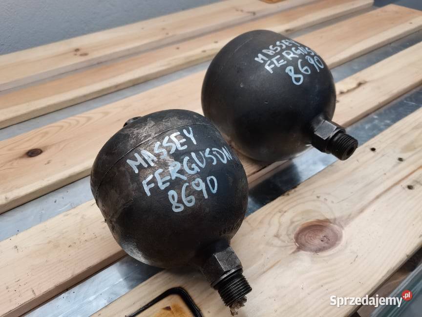 Massey Ferguson 8670 Akumulator hydrauliczny osi Pozostałe wielkopolskie Wilkowo