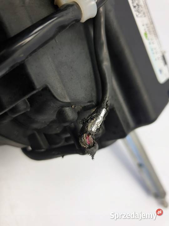 Dodge Challenger 15 LEWAREK ZMIANY BIEGÓW