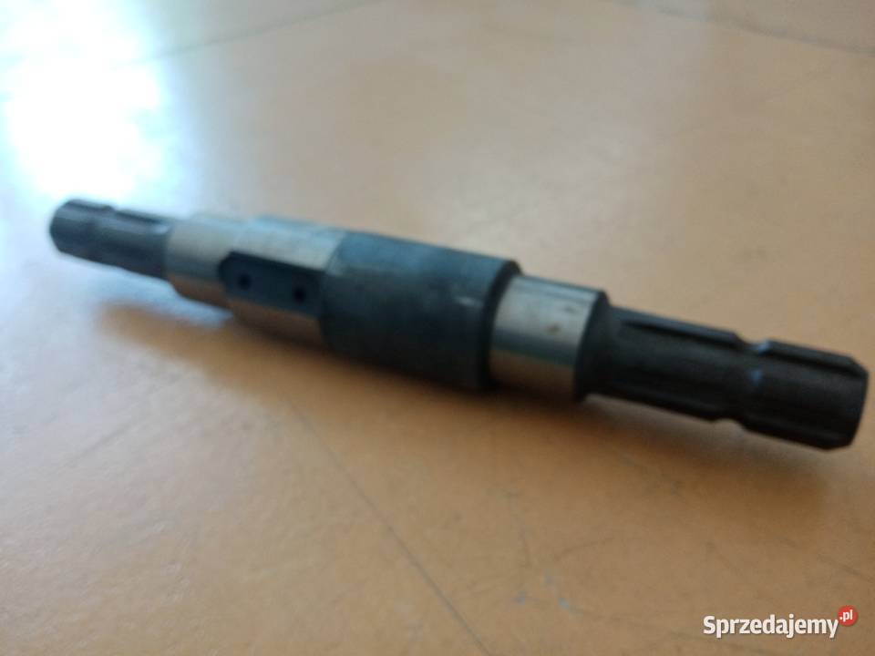 WAŁEK PRZEKŁADNI KOSIARKI BIJAKOWEJ SAMASZ nieuszkodzony