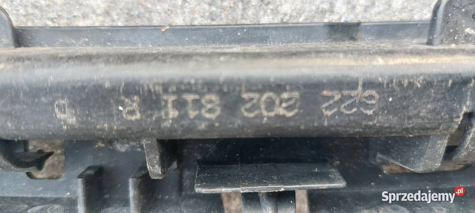Slizg zderzaka Laguna III 622215431R 622202811R osobowe Słupno sprzedam