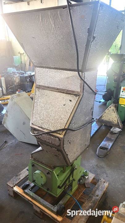 Młyn do tworzyw sztucznych PRM model MGK 2121R1 Białogard