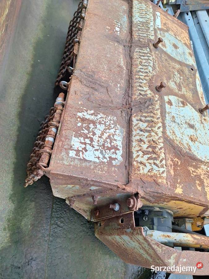 Kosiarka bijakowa na wysięgniku Poddębice