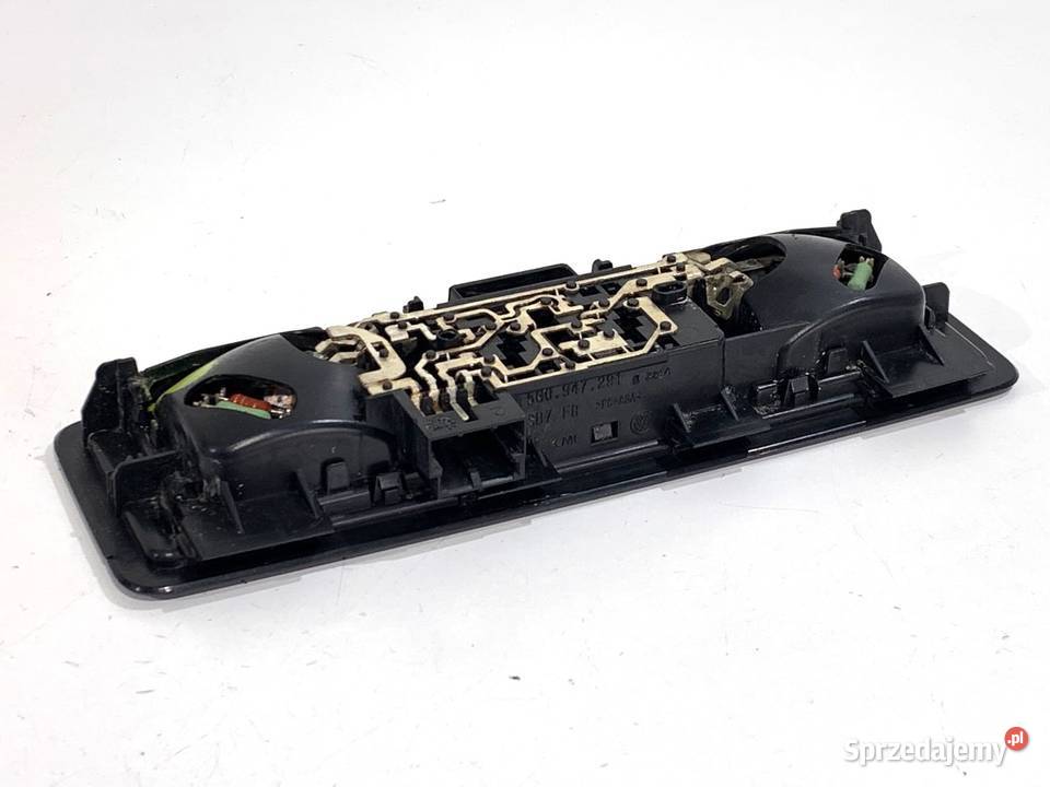 LAMPA SUFITOWA LED TYŁ VW GOLF VII 5G0947291 podkarpackie sprzedam