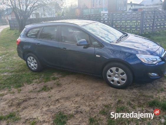 Sprzedam opel Astra J 17 CDTI 110 2011 Zawiercie sprzedam