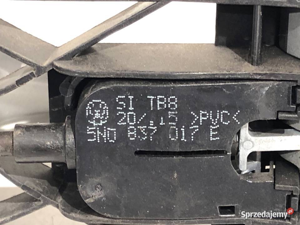 KLAMKA ZEWNĘTRZNA PRAWY TYŁ VW GOLF VII Kombi