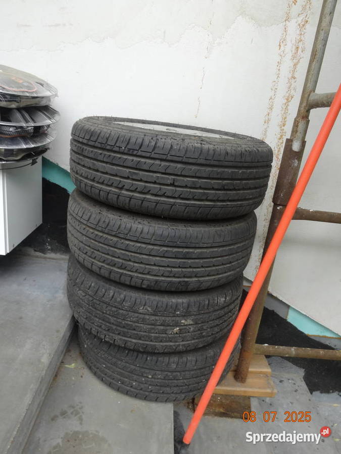 alufelgi r13 koła kompletne np VW golf 18560 r13 Poznań sprzedam