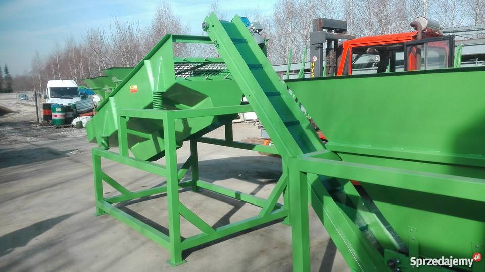 Przesiewacz elektrowibracyjny z koszem