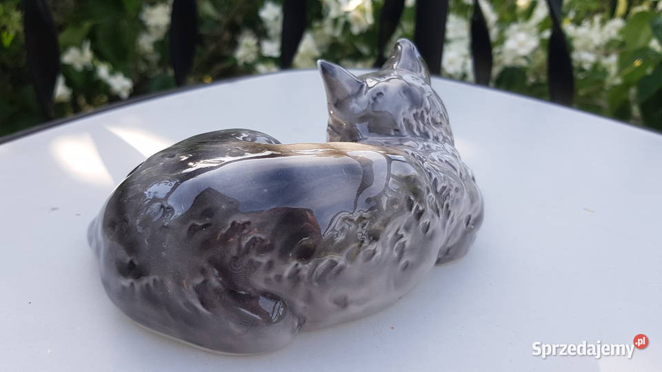 Duża porcelanowa figurka kota