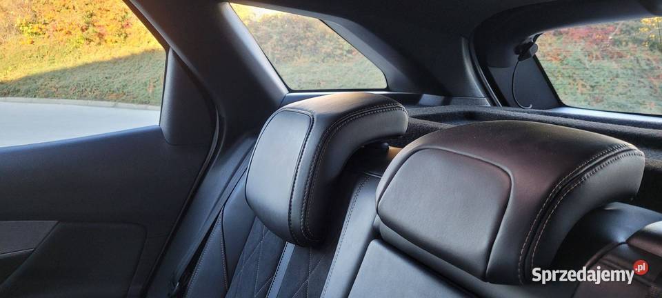 Peugeot 3008GT biała perła hak