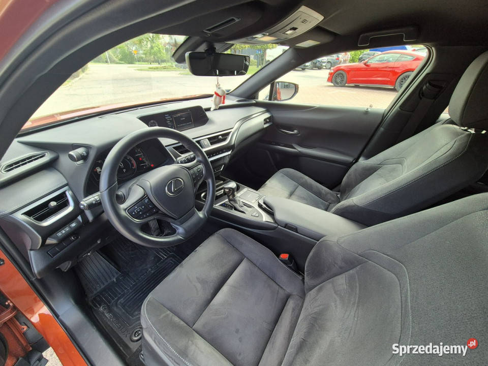 Lexus UX 1987cm3 Giżycko