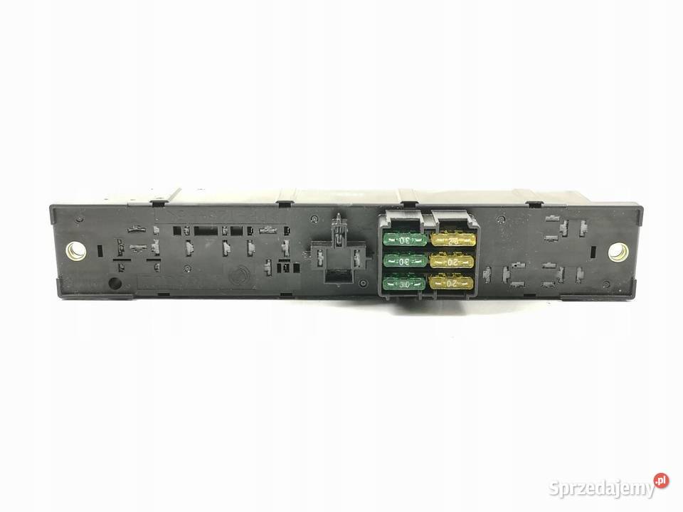 LISTWA BEZPIECZNIKÓW FIAT PUNTO 19931997 sprzedam