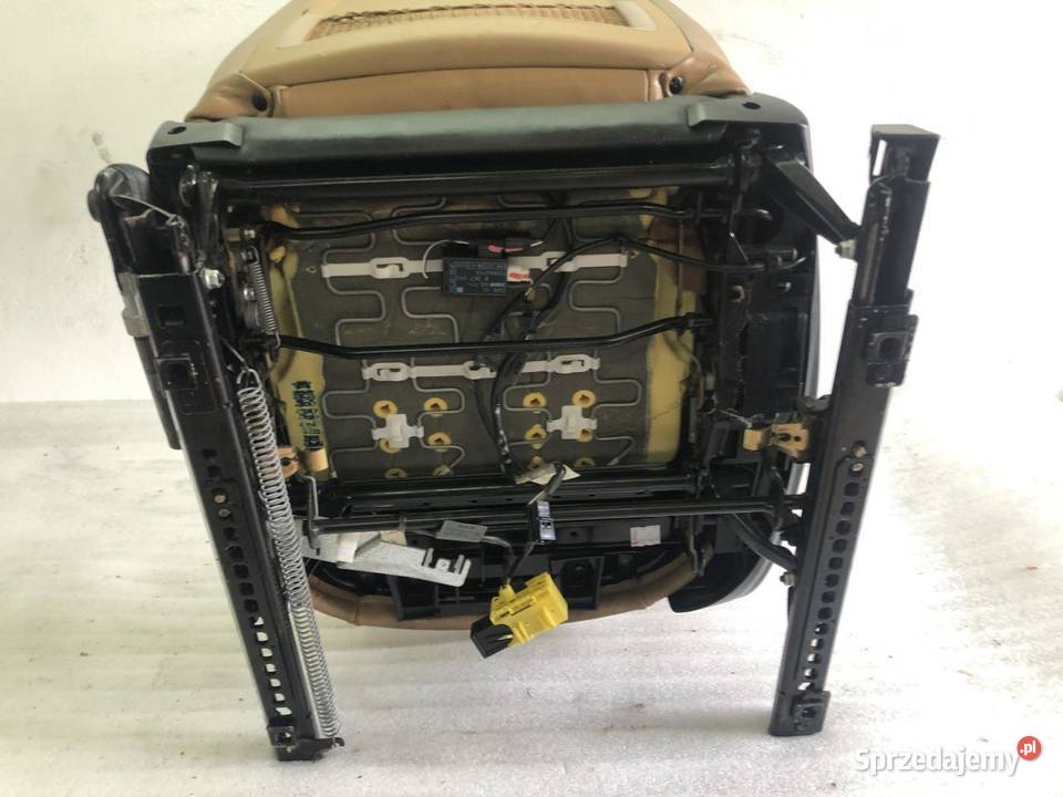 FOTEL PRAWY PRZÓD SKÓRA BEŻ BMW E46 EU Fotele i kanapy