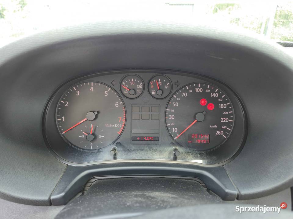 Audi A3 8L 16 benzyna 292 klima szyberdach welurowa tapicerka