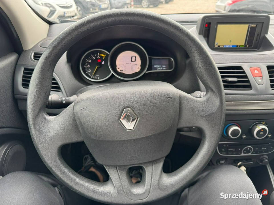 Renault Megane 14 tce 130 koni 2xkoła Megane mazowieckie Szerominek