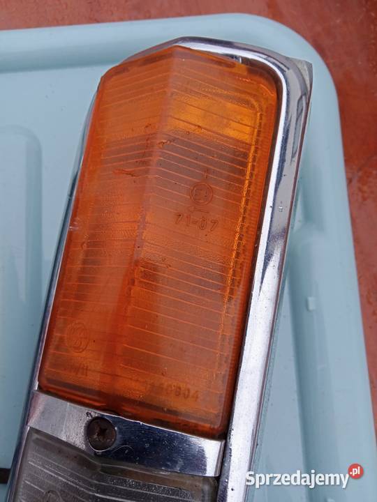 Fiat 125p 1300 kierunkowskazy L i P przednie 68 podkarpackie sprzedam