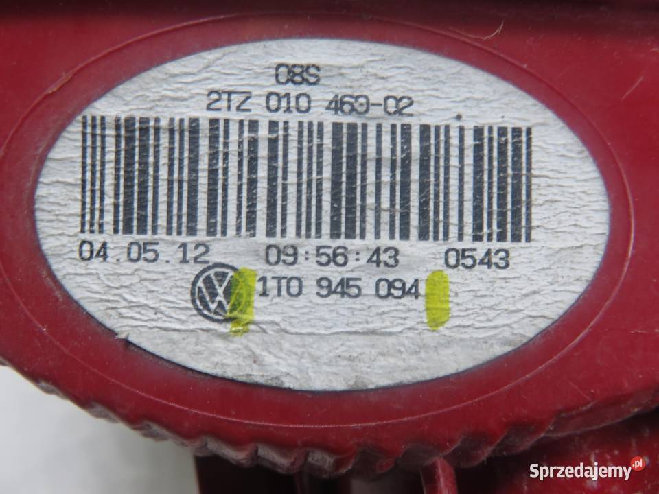LAMPA PRAWA TYLNA KLAPA VW TOURAN II 1T0945094