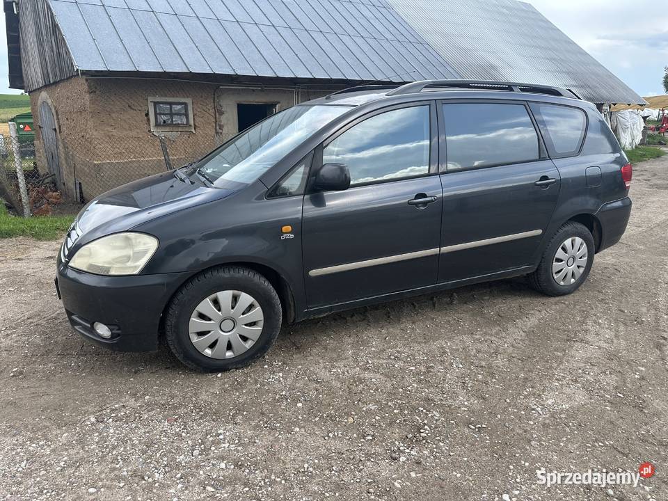 Samochod toyota avensis verso 20 diesel diesel Avensis Verso Suwałki