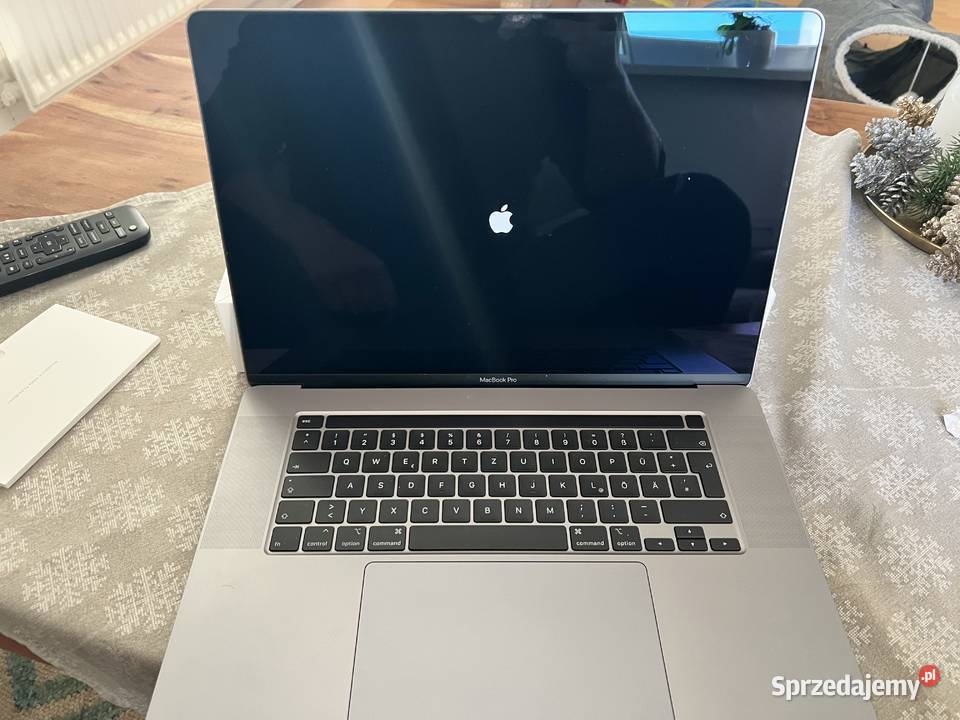 MacBook Pro 16 2019 A2141 16GB 512GB Radeon Świecie