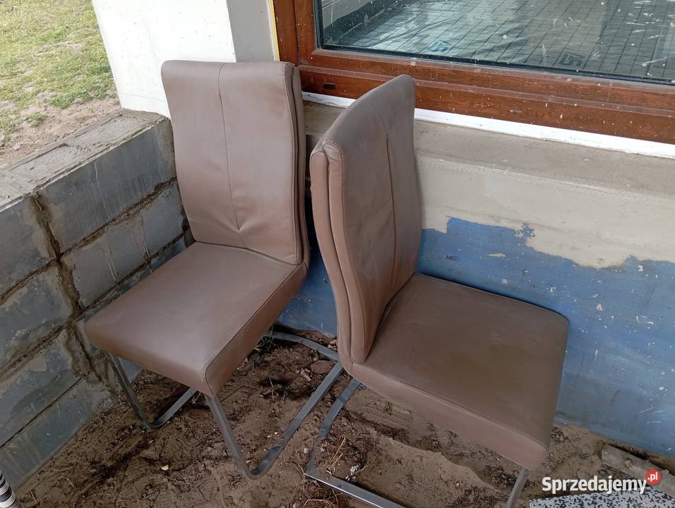 Sprzedam krzesła i hokery mazowieckie