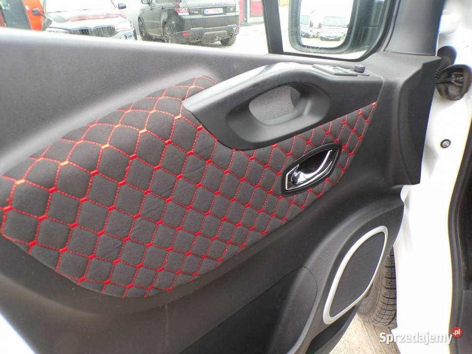 Renault Trafic 9 osobowy long nowy środek Raszków