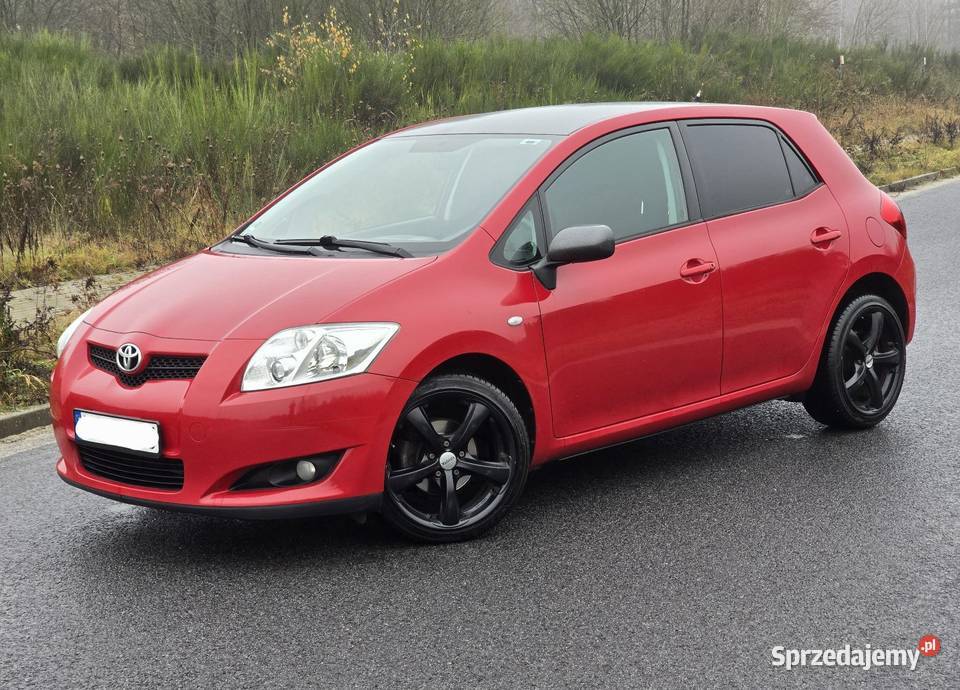 Toyota Auris 16 super stan Żary