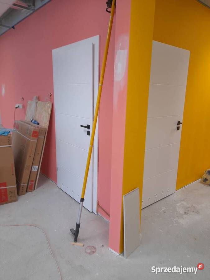 Montaż drzwi I paneli deski podlogowej Kraków