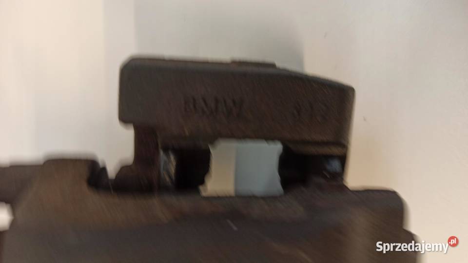 ZACISK PRAWY PRZÓD BMW F22 osobowe