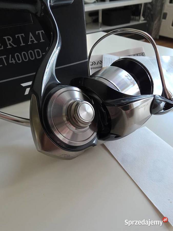 Kołowrotek Daiwa 24 Certate G LT 4000DC Japoński