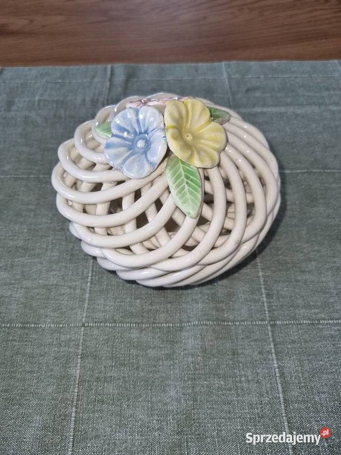 Boboniera koszyczek ażurowy vintage Ceramika i szkło Ceramika i szkło Wola Podłężna