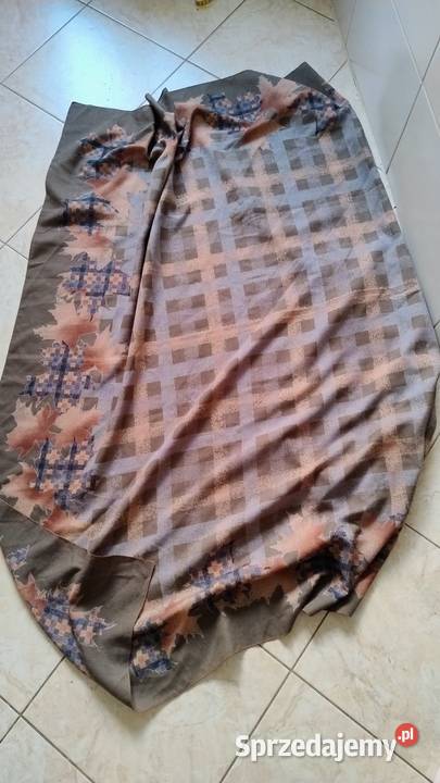Chusta w odcieniach brązu i beżu kwiaty i kratka Moda i Styl Nowy Sącz