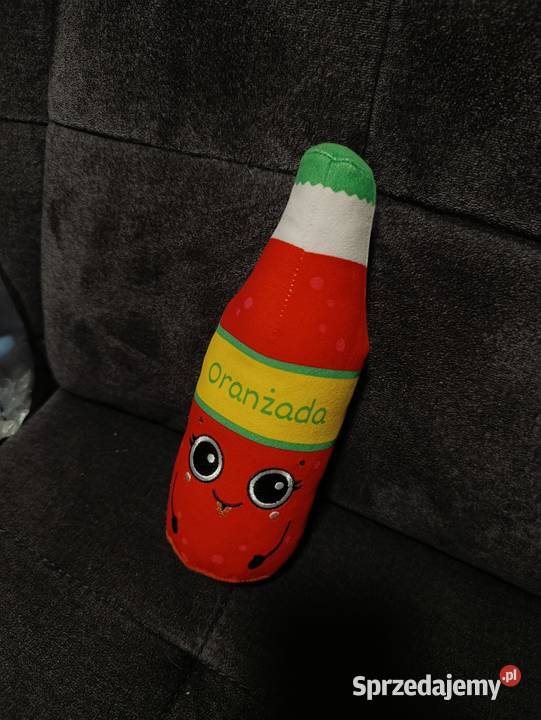 pluszowa maskotka Oranżada Ola z kolekcji Gang Poznań