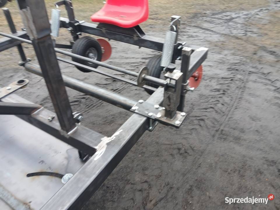 Maszyna do rozkladania foli pod ogorka itp łódzkie Wieluń