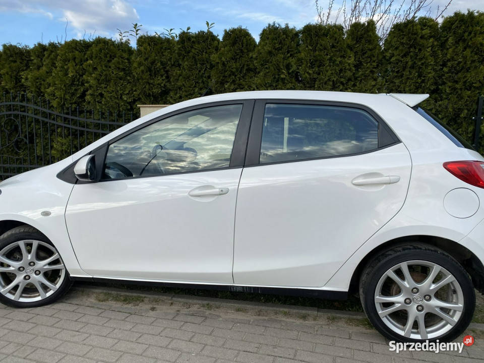 Mazda 2 Klimatyzacja sprawnaRozrząd komputer pokładowy Wejherowo sprzedam