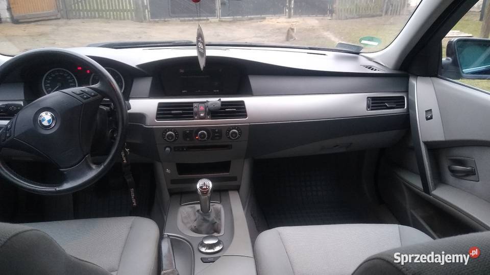 BMW 523i E60 2005r manual nieuszkodzony Seria 5