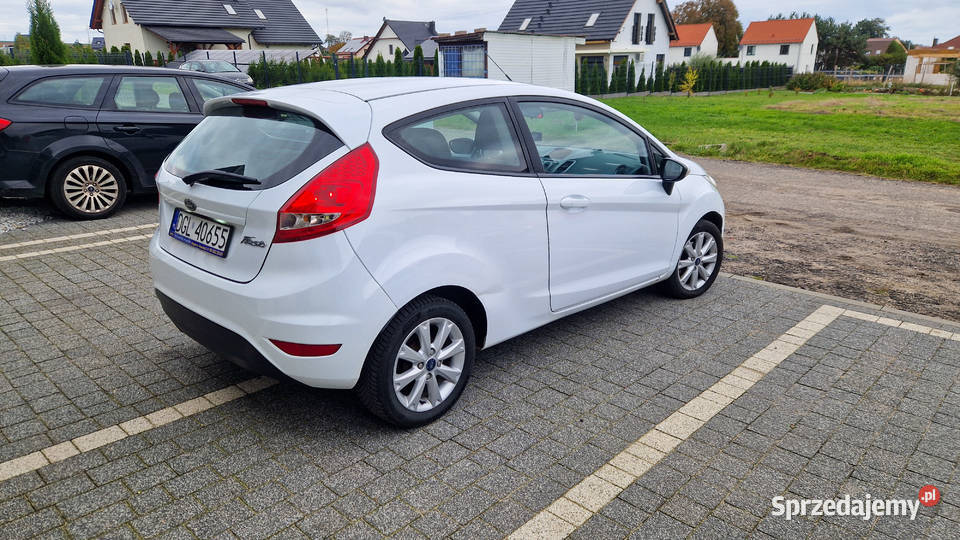 Ford Fiesta MK7 125 82 niezawodny ekonomiczny sprowadzony Głogów