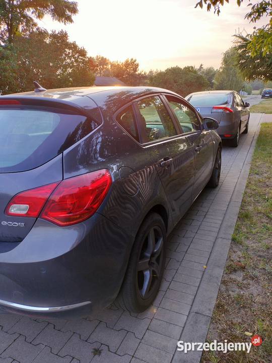sprzedam Astra j4 17 CDTI Cosmo Koło