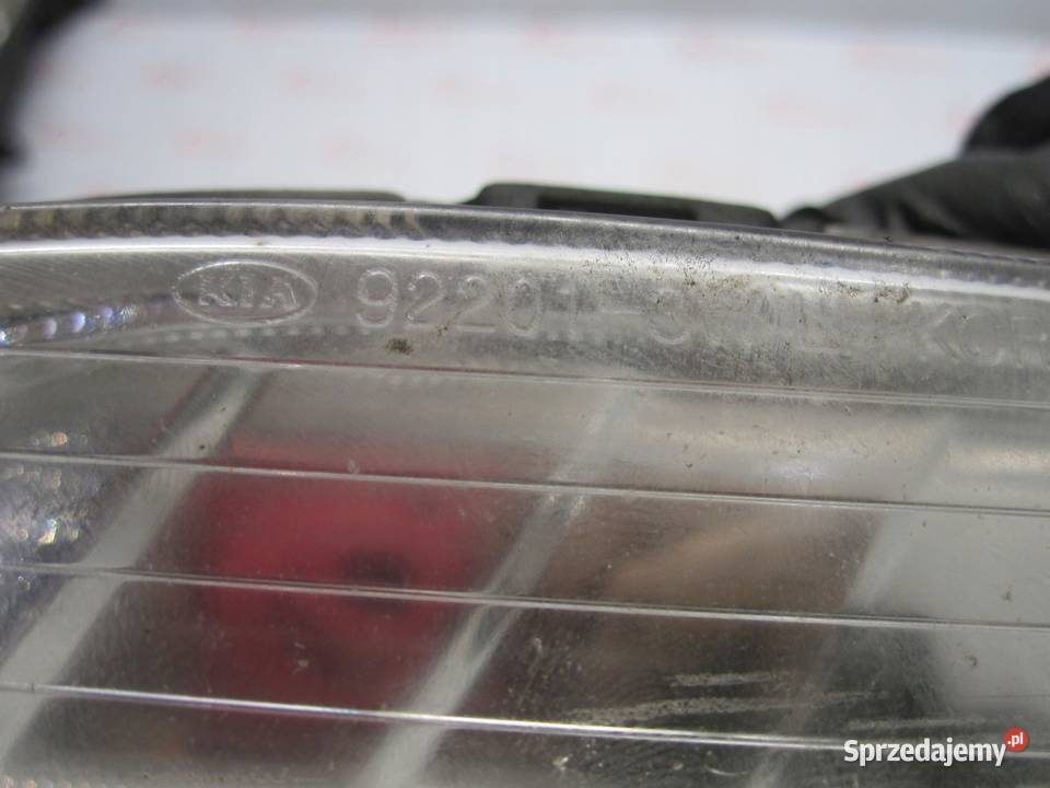 KIA SPORTAGE III 12r halogen lewy 922013W Kielce sprzedam