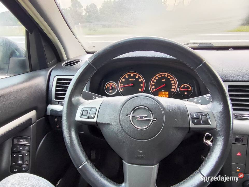 Opel Signum 28 V6 turbo benzyna 230 z Niemiec Królewiec