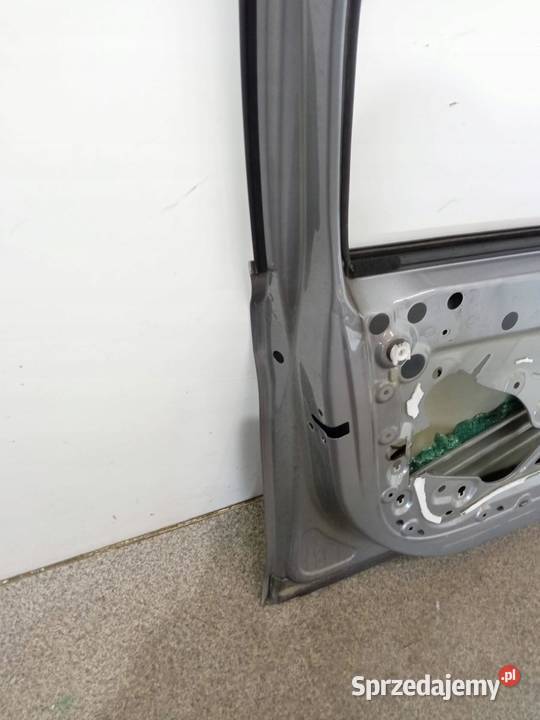 DRZWI LEWE PRZÓD KCAC Peugeot 308 II 2014 świętokrzyskie