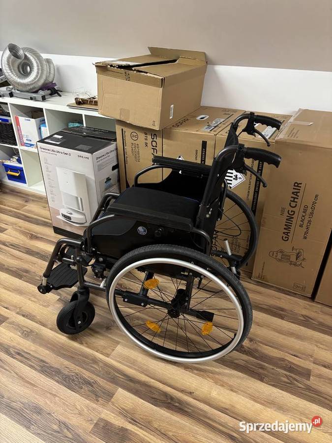 Wózek inwallidzki Vermeiren D200 lekki