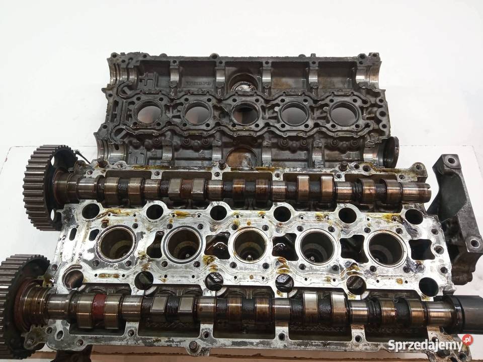 GŁOWICA KOMPLETNA 1001837 24 20V Volvo S70 I Głowice cylindrów świętokrzyskie