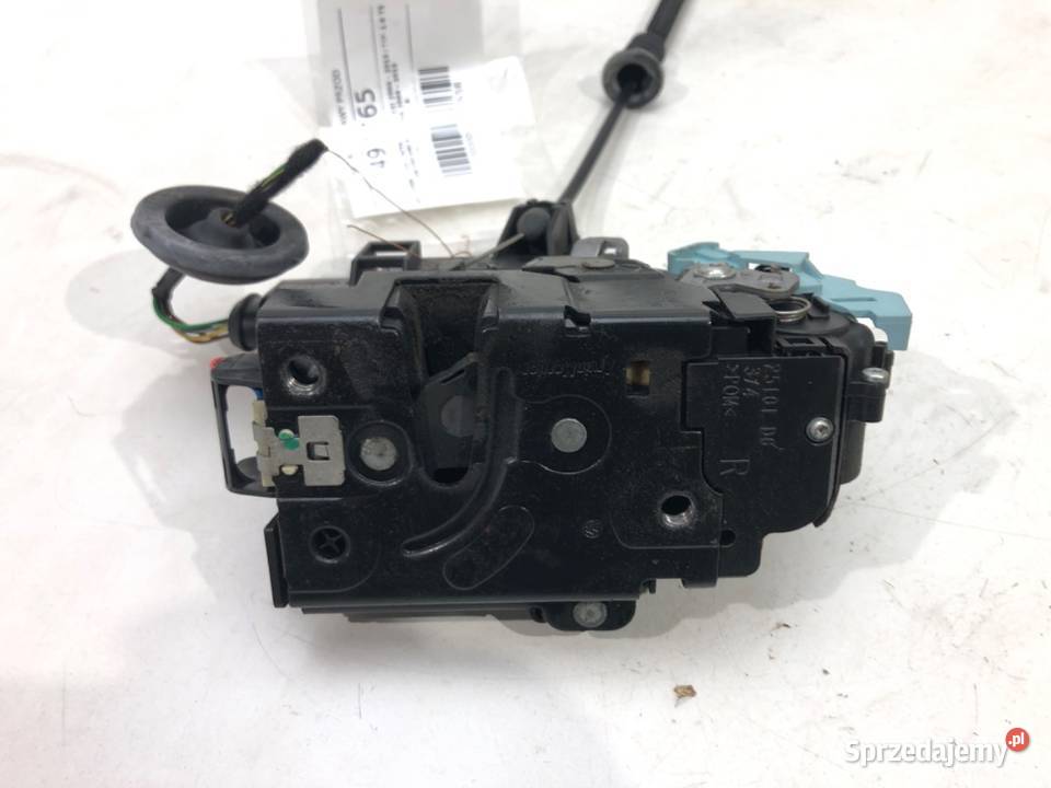 ZAMEK DRZWI PRAWY PRZÓD SKODA OCTAVIA II sprzedam