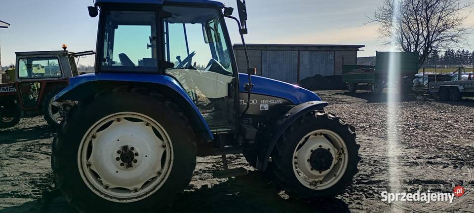 holland TL 100 Napęd 4x4 New Holland Chwalęcice