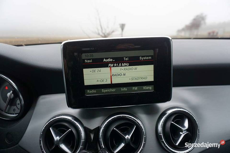 MercedesBenz CLA klasa CLA 180 sedan 1595cm3 Nowy Targ