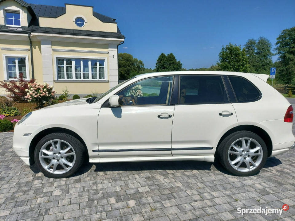Porsche Cayenne xenon navi starszego Niemca z system Start-Stop lubelskie Drelów